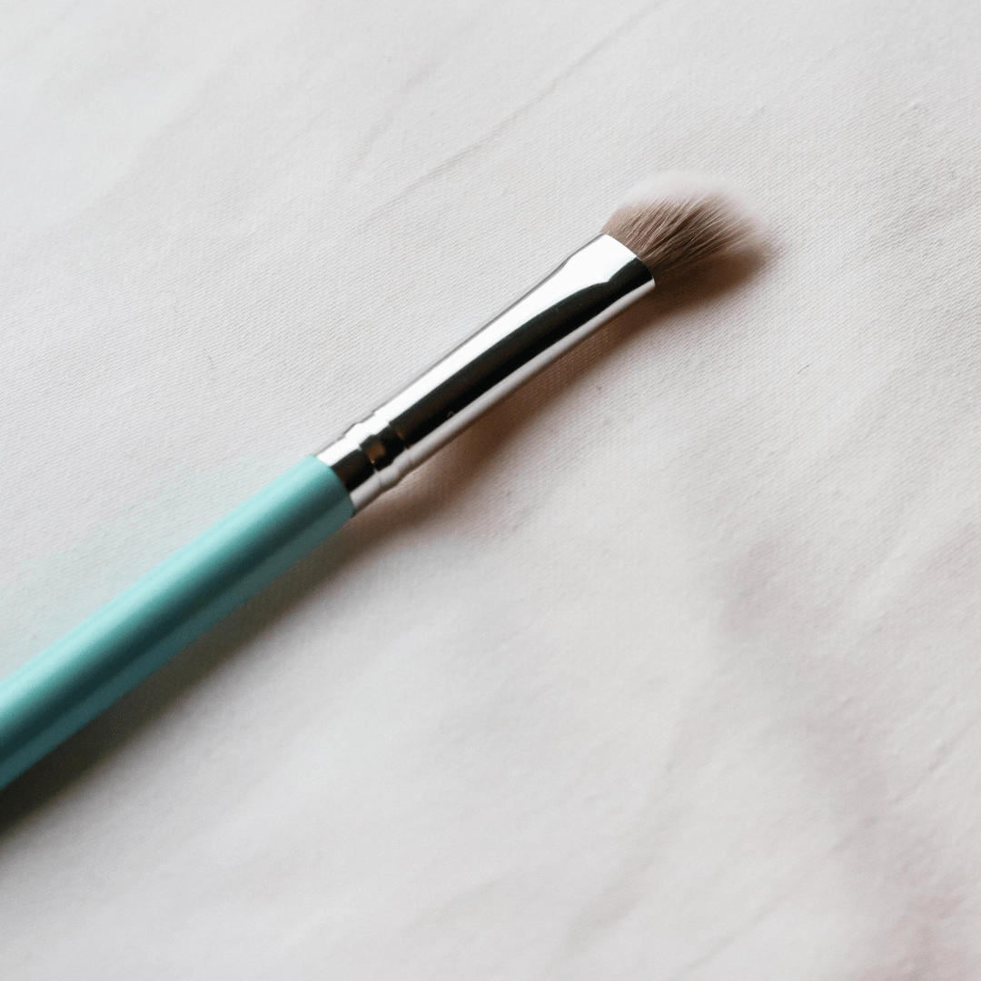 111 Angled Blending Brush