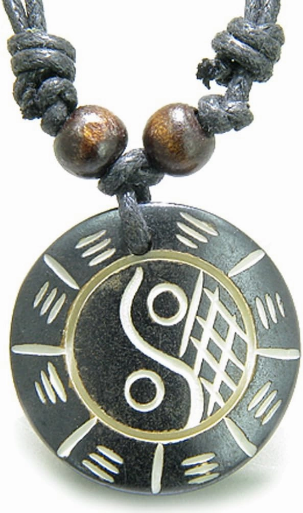 Amulet Original Tibetan Yin Yang BA GUA Balance Powers Magic Pendant Necklace
