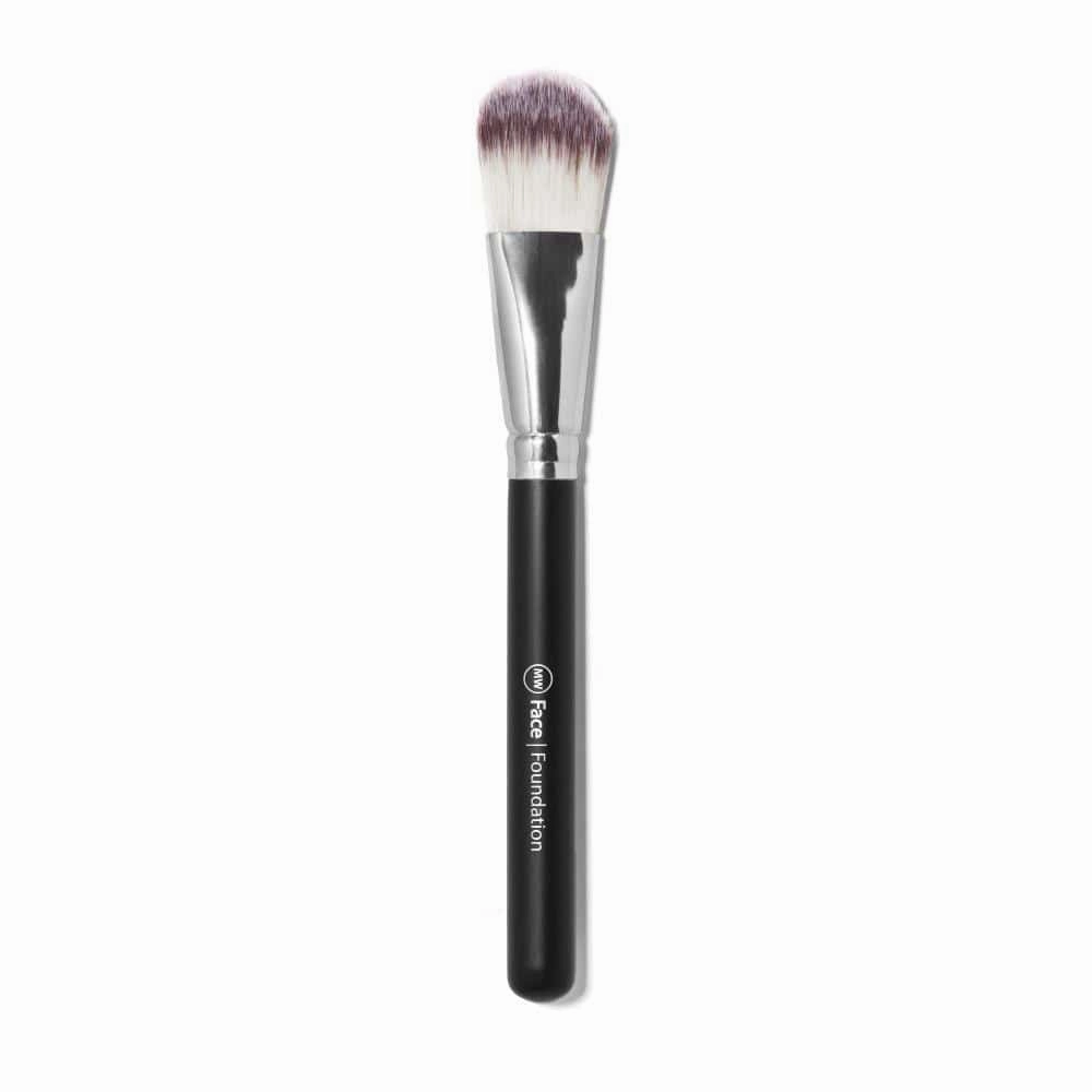 Brush Face | Foundation