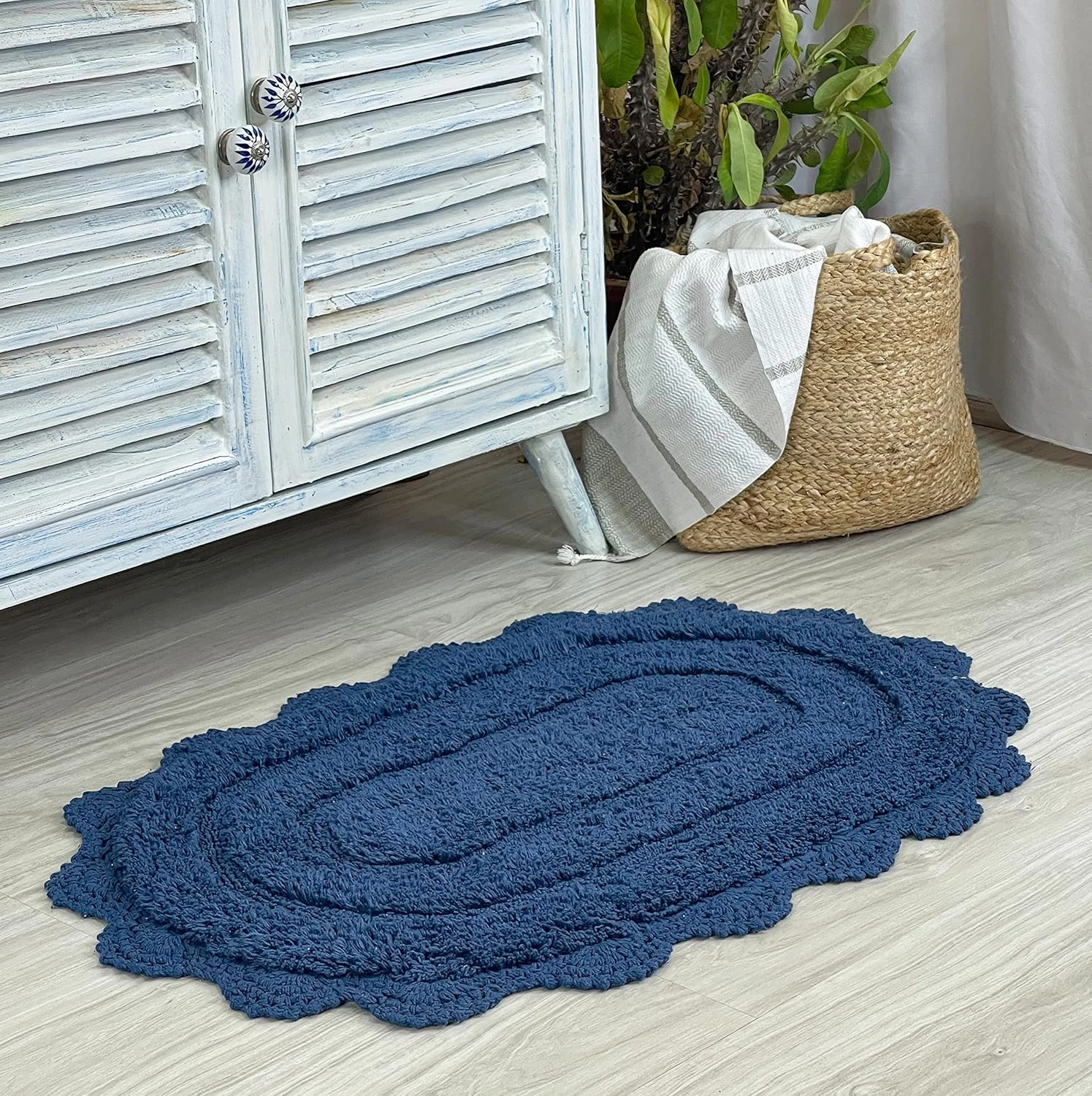 Chardin home Blue Crochet Bathrug, 100% Cotton Oval bathmat with artisanally Handcrafted Crochet Border, 21x34 Inch, Medium Rug, Perfect for Half Baths, Powder Rooms, bathrooms