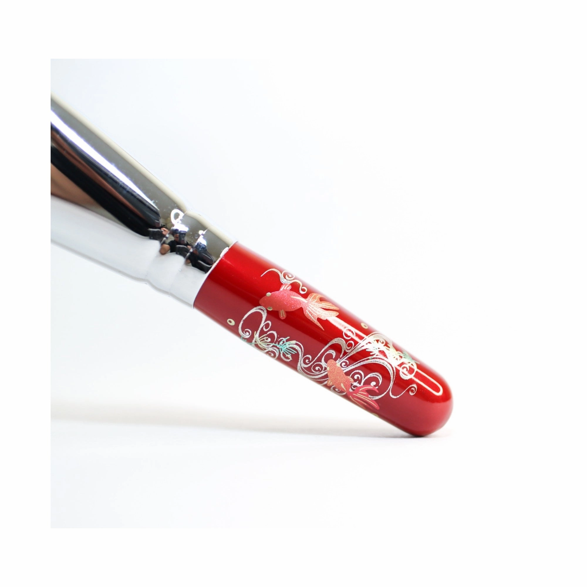 Eihodo Kingyo 金魚 (Goldfish) Powder Brush, Makie Series