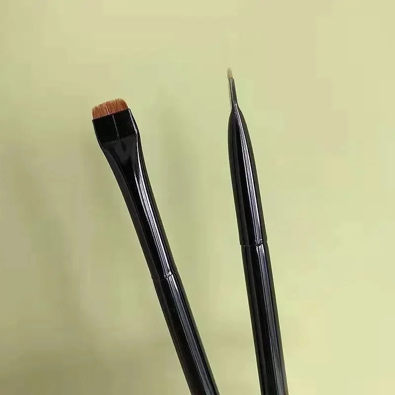 Eyebrow Contour Brush
