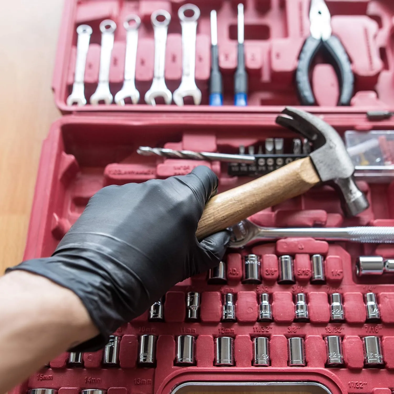 GLOVEWORKS Black Disposable Nitrile Industrial Gloves, 5 Mil, Latex & Powder-Free, Food-Safe, Textured