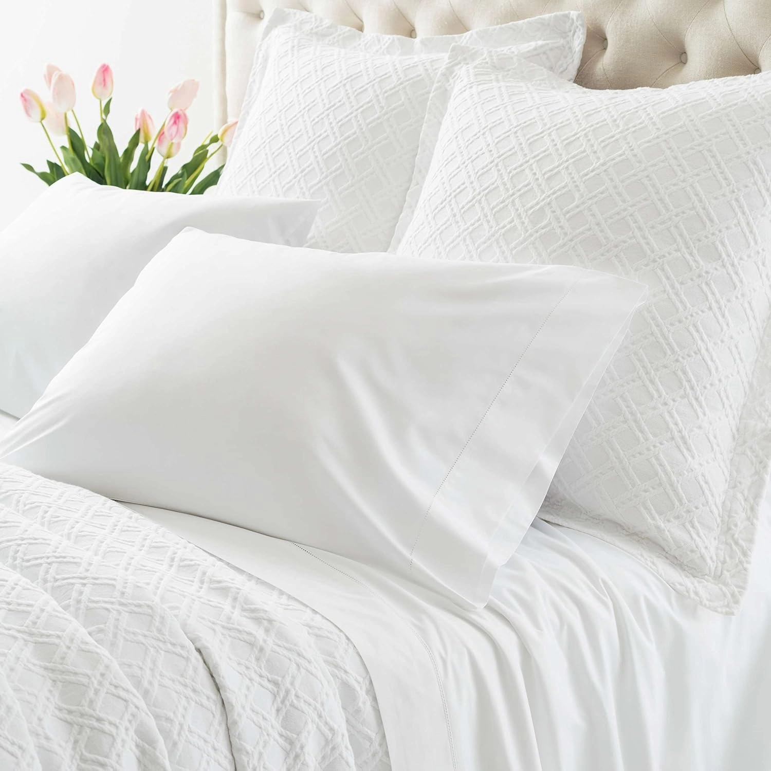 Lia White Pillowcases, King Size, White Solid Pattern