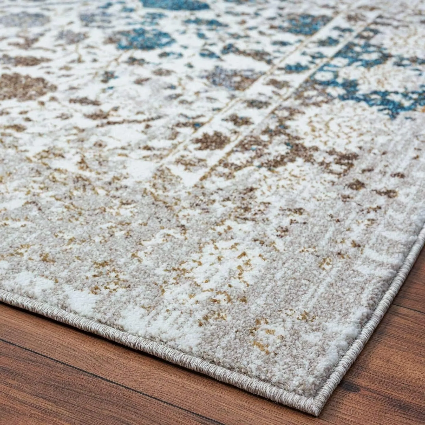 Luxe Weavers Rug Distressed Floral Oriental Area Rug, Non-Shedding Stain Resistant Rug, Cream 5x7 (6495 Cream 5x7 B)