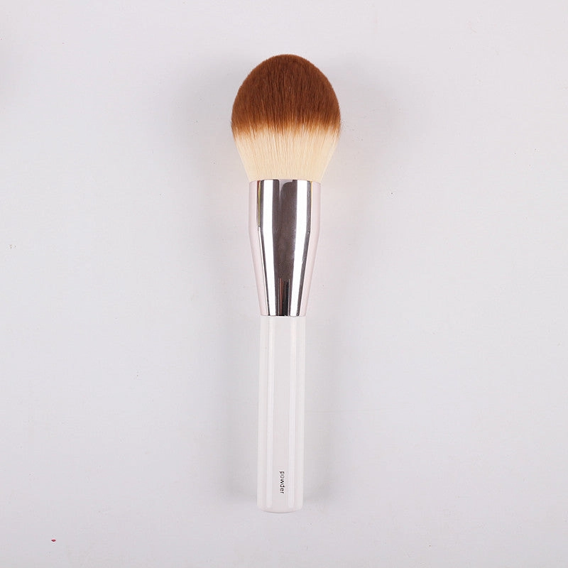 Luxurious Precision Powder and Foundation Brush