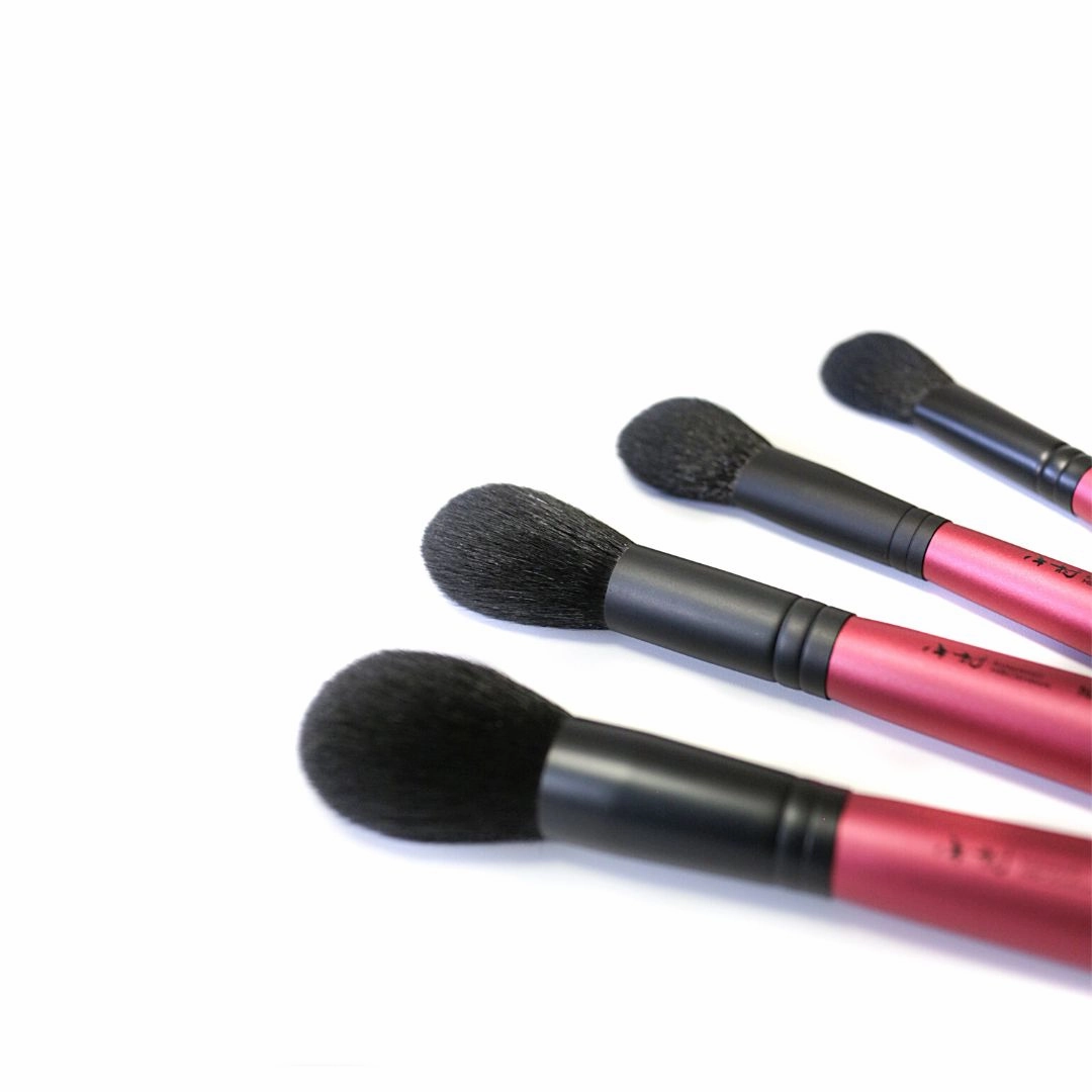 Nakamura Seisakusho Nao Series 03 Powder Brush (Medium)