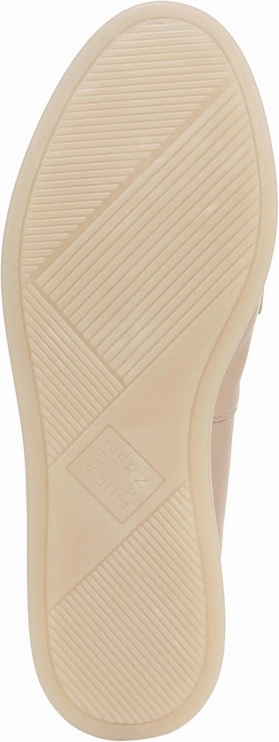 Naturalizer Women's Karis Loafer Flat