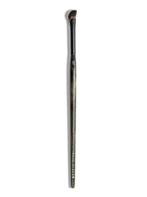 Rose and Ben Beauty E27 Inner Corner Highlight Brush | Angled Design for Precise Application | Cruelty-Free Bristles