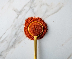 Savory Spice Mild Red New Mexican Chile Powder - Ground New Mexican Chiles Seasoning | Mild Red Chili Powder for Chili, Soups, Sauces & Moles (3 Cup Bag - Net: 9.9 oz)