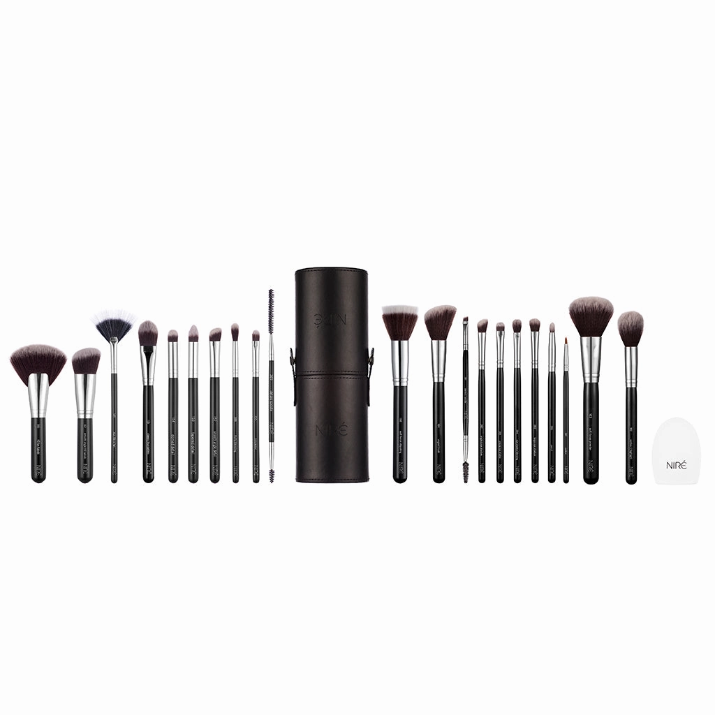 Ultimate Makeup Brush Collection - Silver Edition